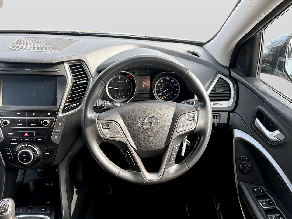 Used Hyundai Santa Fe 2018 for sale - 77980320: Photo 22