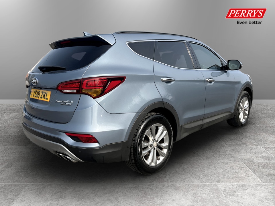 Used Hyundai Santa Fe 2018 for sale - 77980320: Photo 32