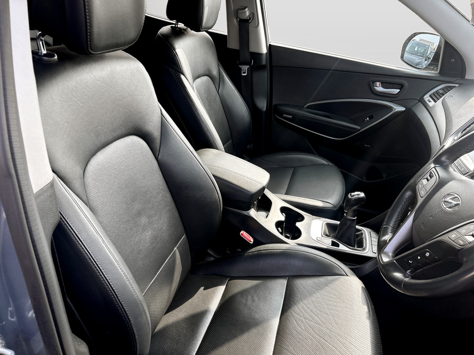 Used Hyundai Santa Fe 2018 for sale - 77980320: Photo 49