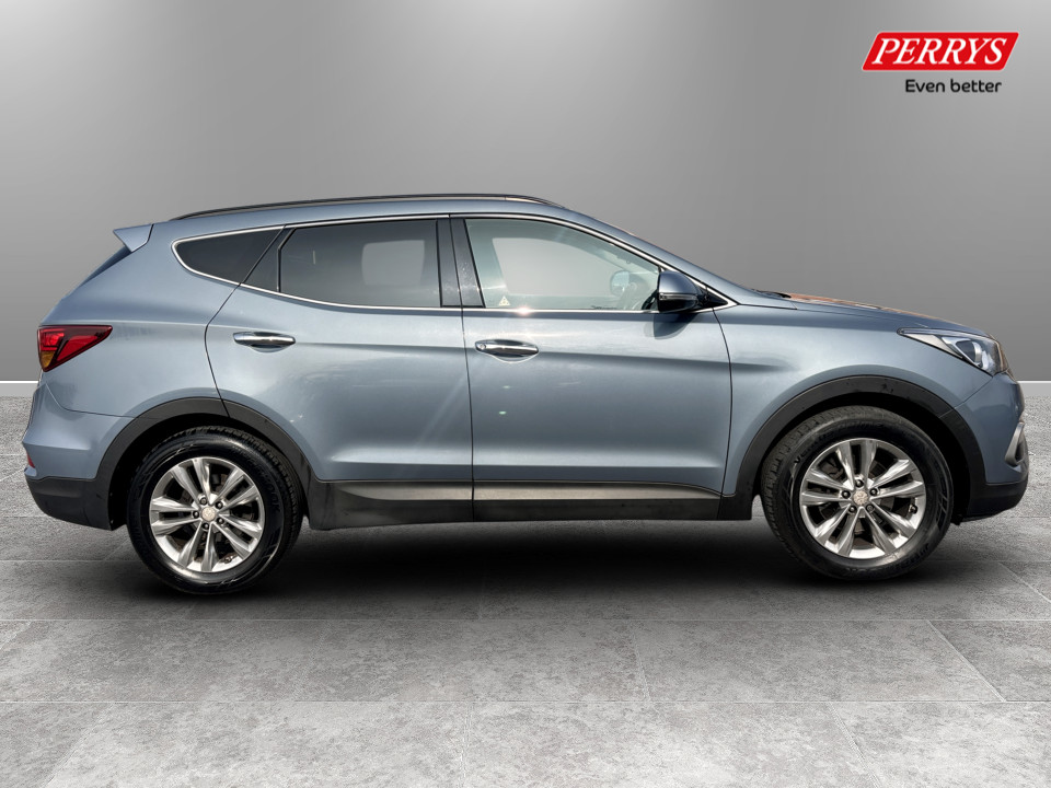 Used Hyundai Santa Fe 2018 for sale - 77980320: Photo 7