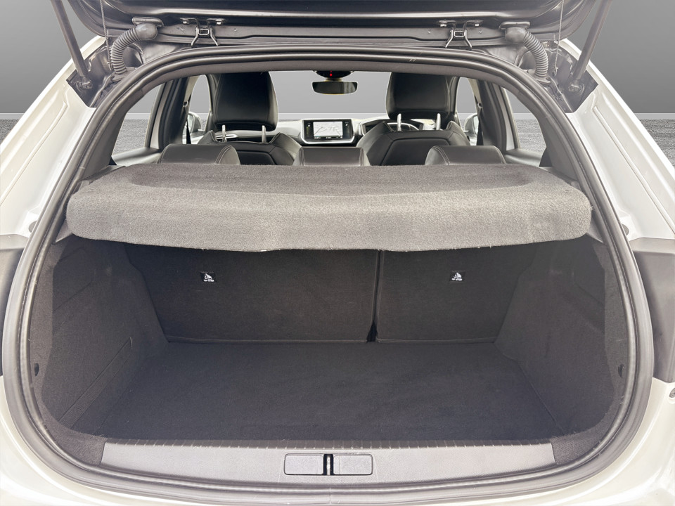 Used Peugeot 208 2021 for sale - 78218394: Photo 37