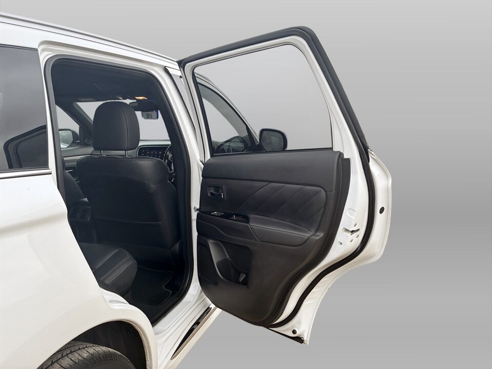 Used Mitsubishi Outlander 2019 for sale - 77846024: Photo 24