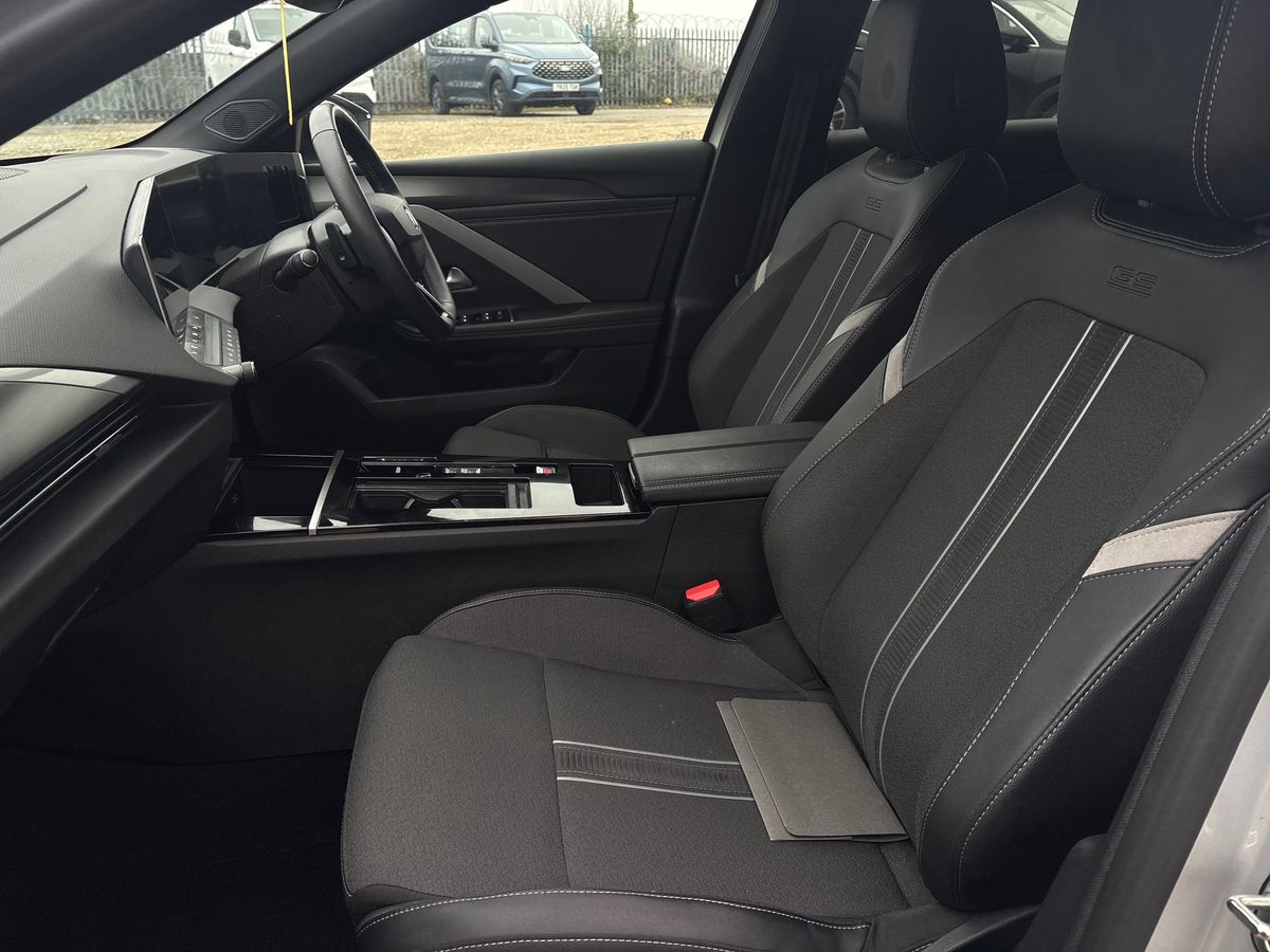 Used Vauxhall Astra 2024 for sale - 77417685: Photo 40