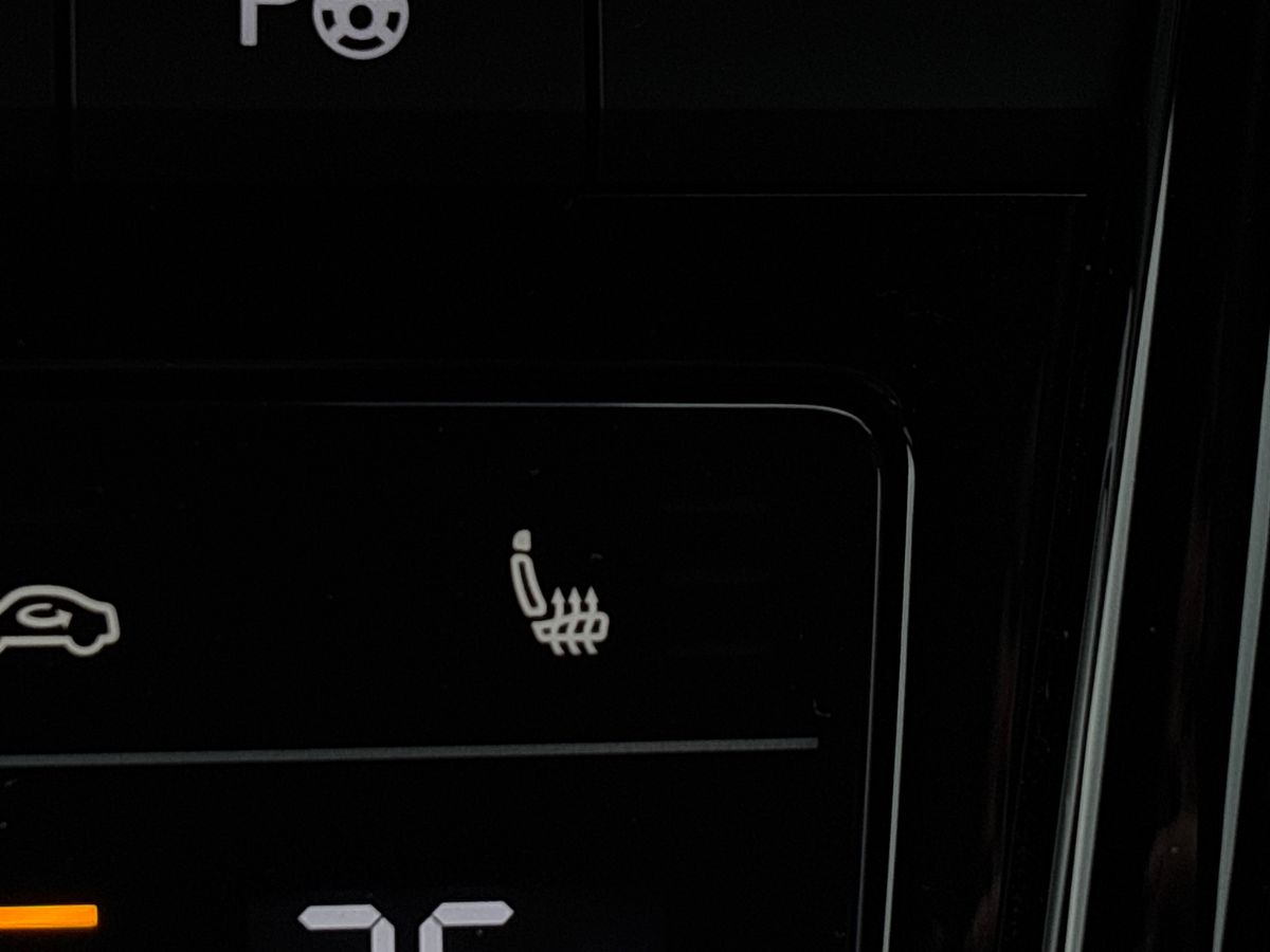 Used Volkswagen T-Roc 2023 for sale - 77311060: Photo 26