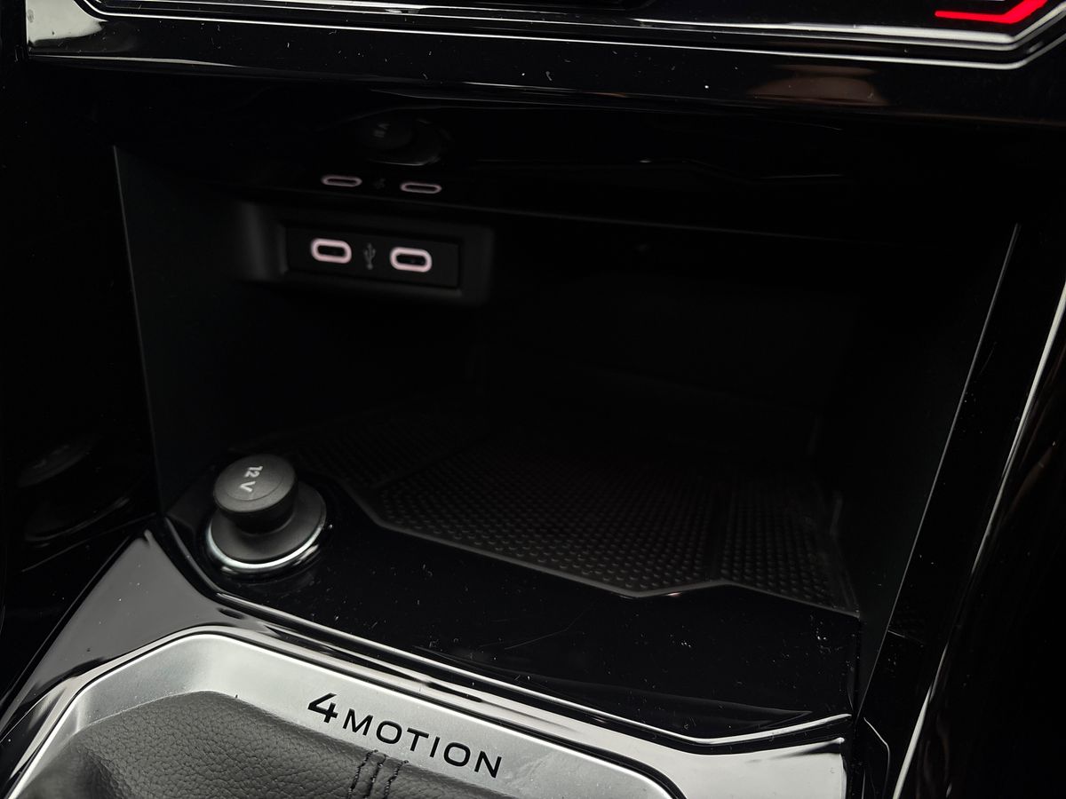 Used Volkswagen T-Roc 2023 for sale - 77311060: Photo 33