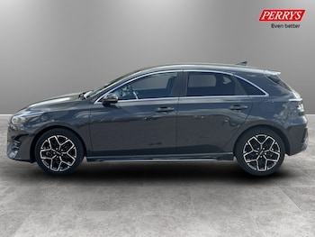 Used Kia Ceed 2023 for sale - 78105129: Photo