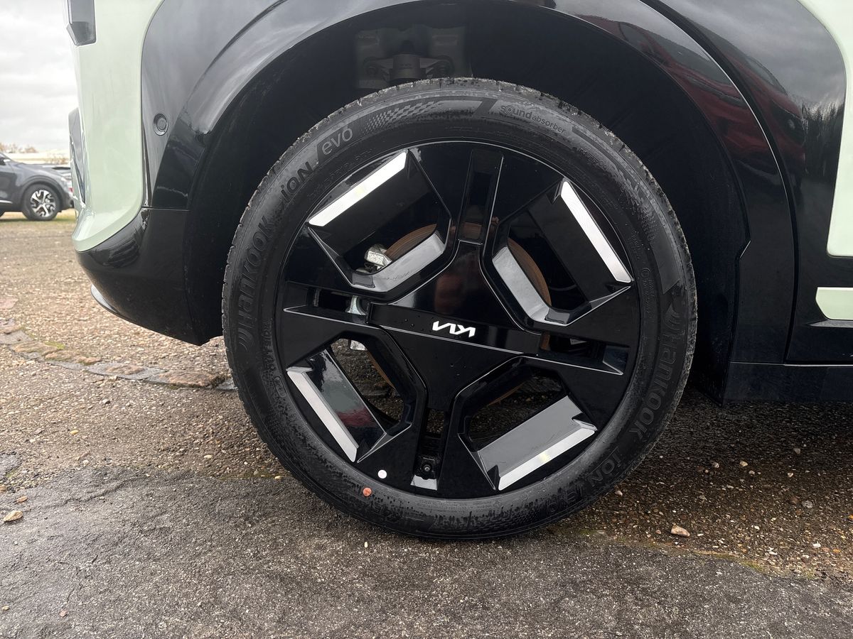 Used Kia EV3 2025 for sale - 76878357: Photo 7