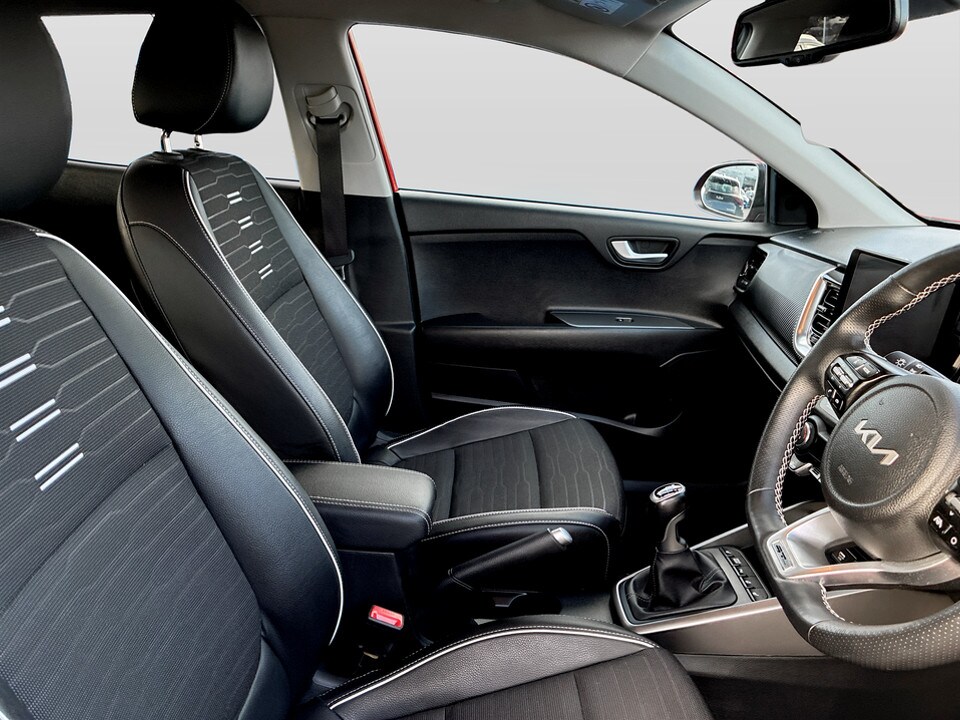 Used Kia Stonic 2023 for sale - 77743698: Photo 11