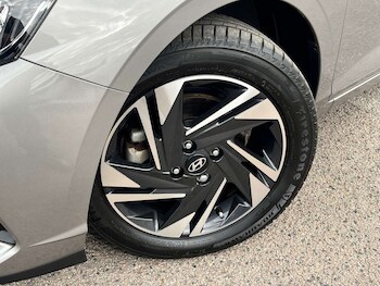 Used Hyundai i20 2023 for sale - 78211871: Photo