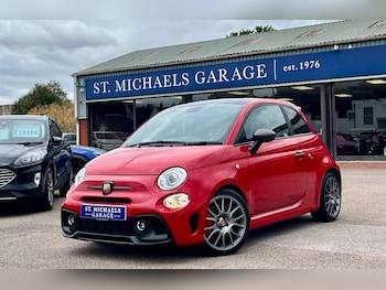 Used Abarth 695 2022 for sale - 79296757: Photo
