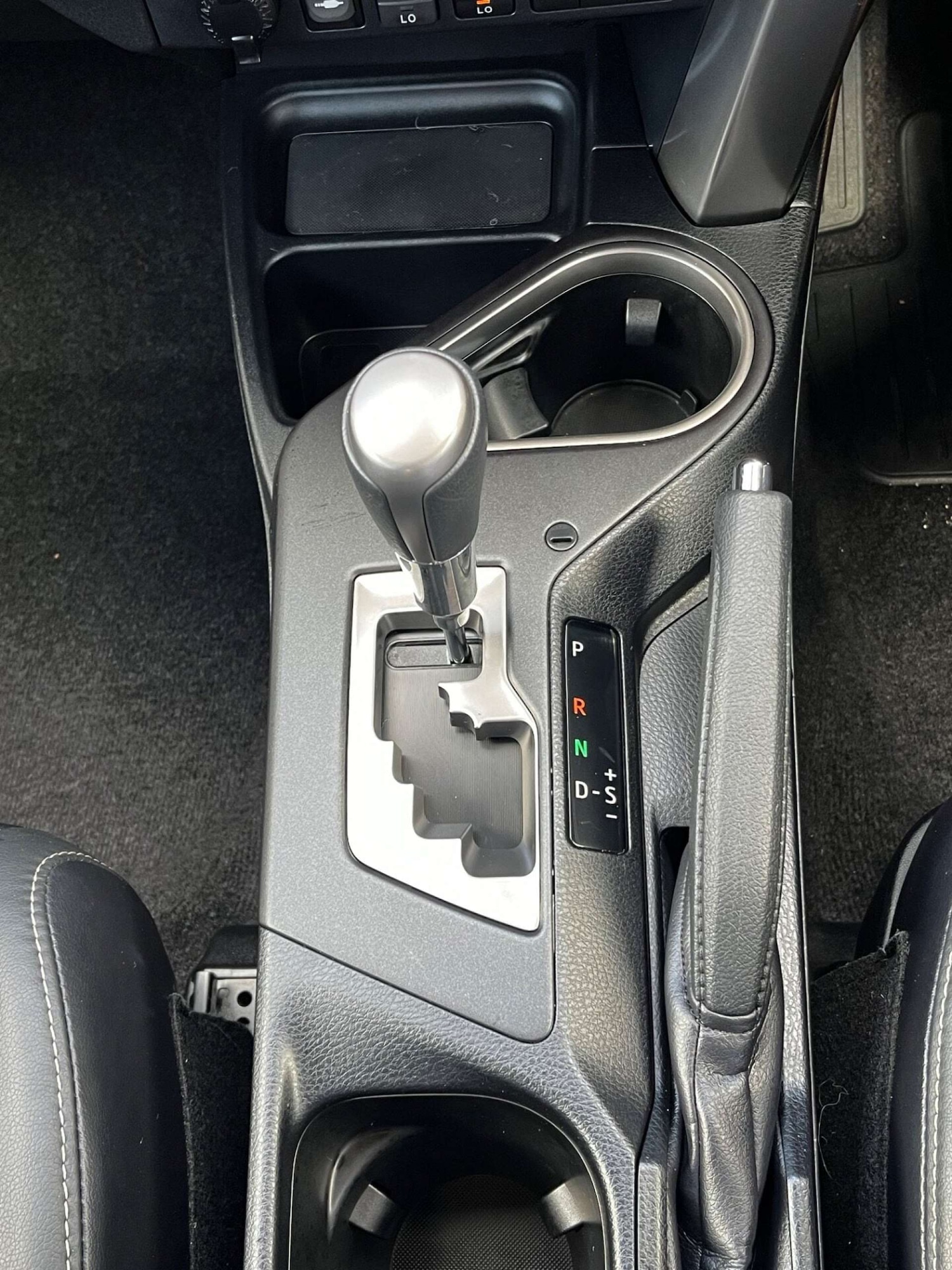 Used Toyota RAV4 2018 for sale - 76905318: Photo 48