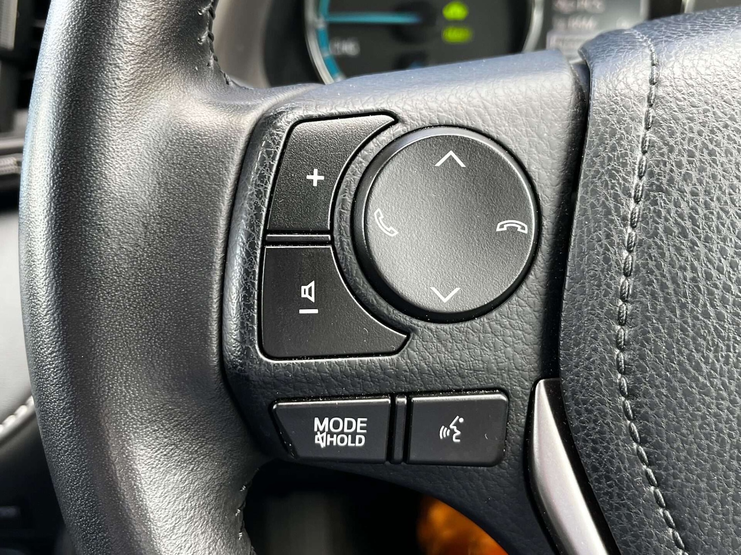 Used Toyota RAV4 2018 for sale - 76905318: Photo 49