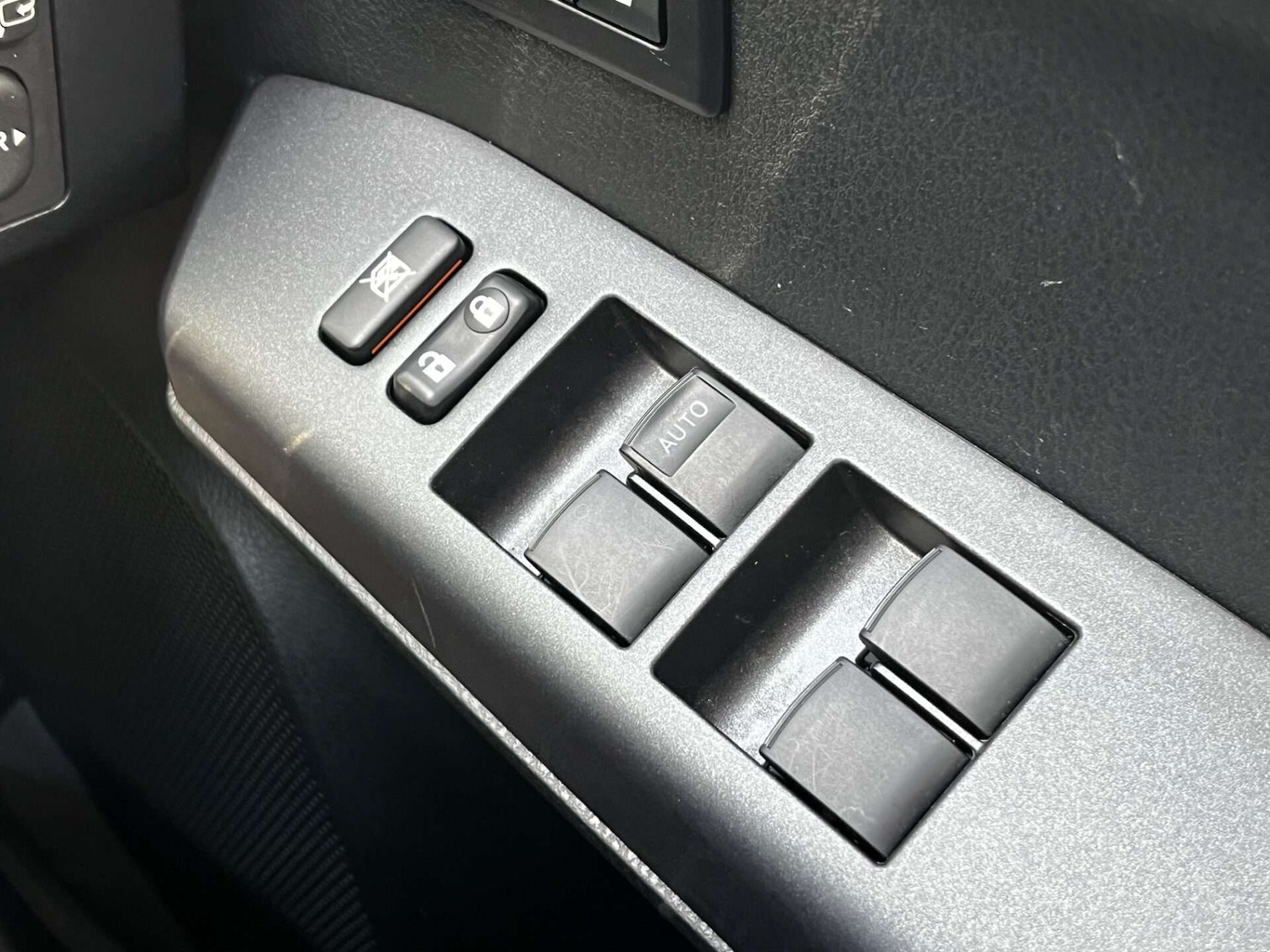 Used Toyota RAV4 2018 for sale - 76905318: Photo 55