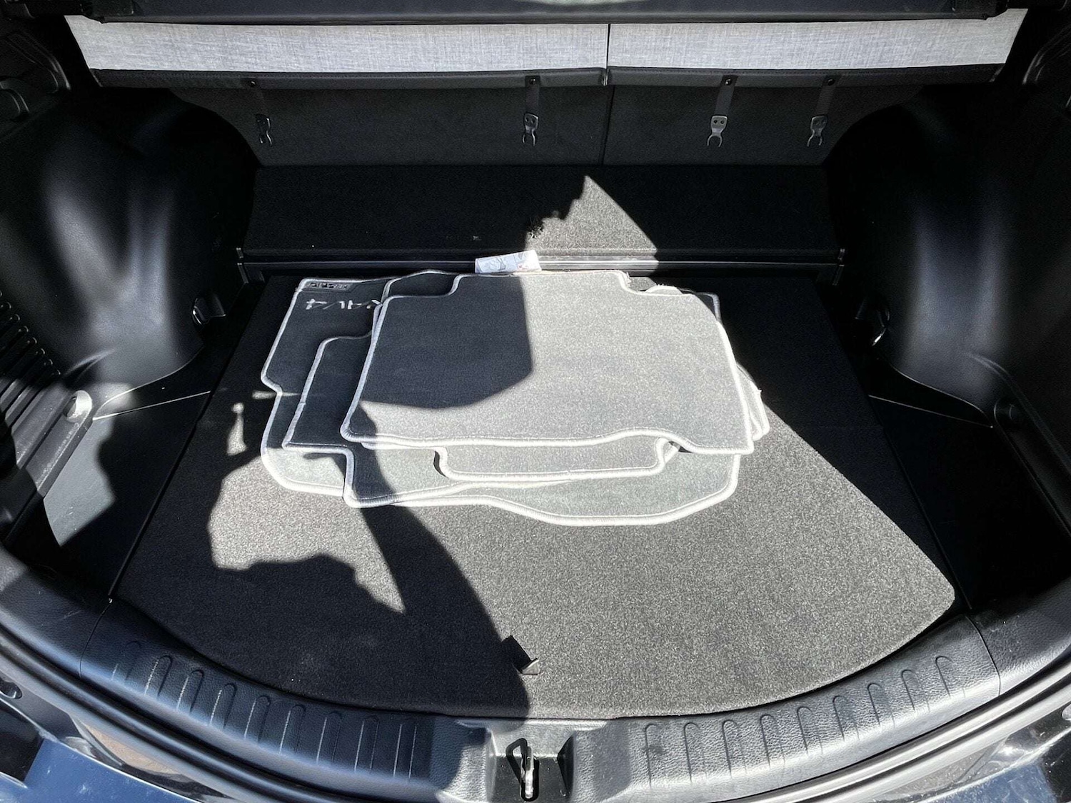 Used Toyota RAV4 2018 for sale - 76905318: Photo 63