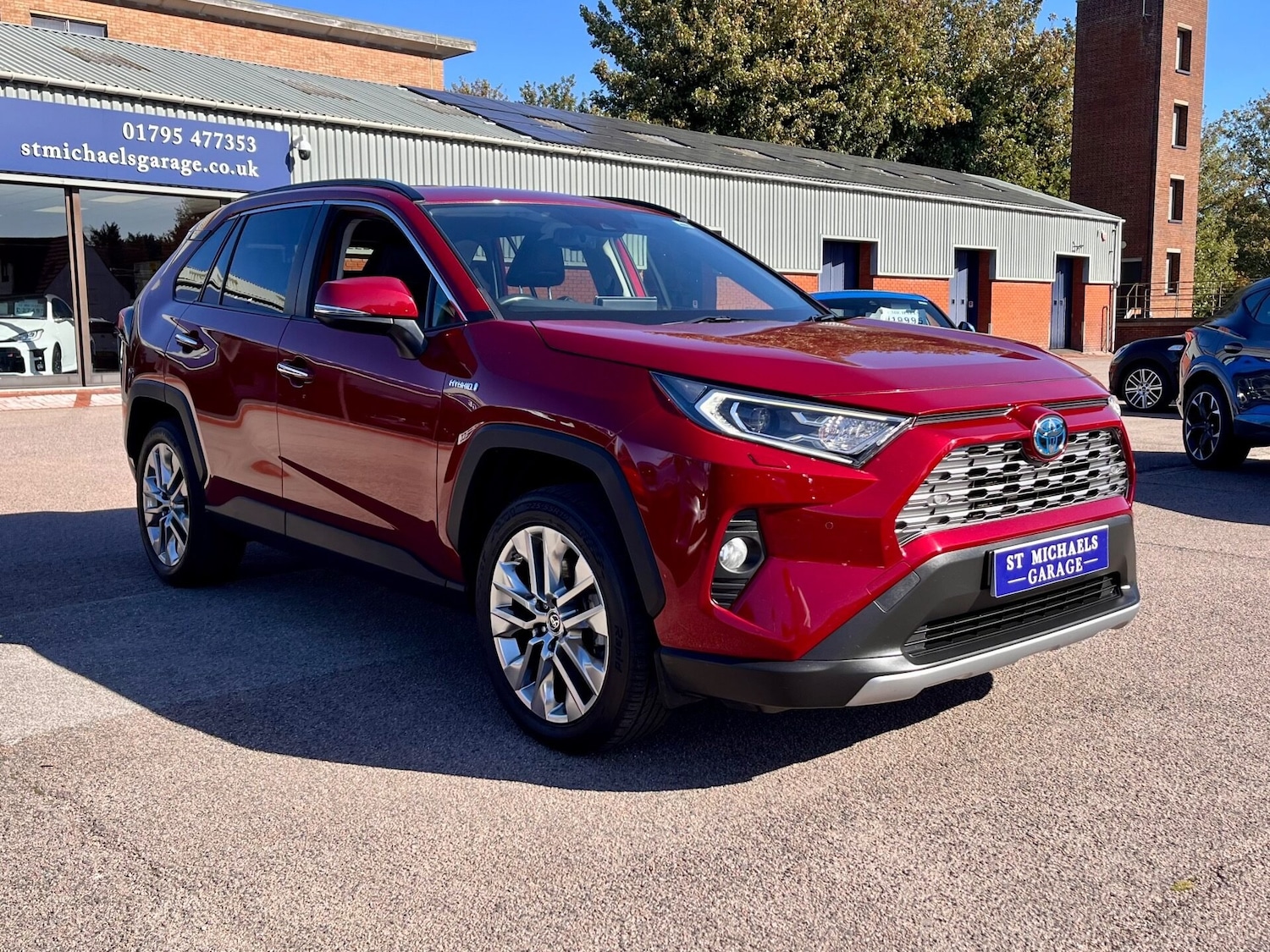 Used Toyota RAV4 2021 for sale - 76185964: Photo 4