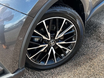 Used Toyota C-HR 2020 for sale - 76905314: Photo