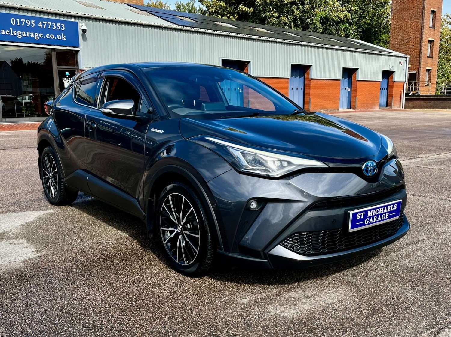 Used Toyota C-HR 2020 for sale - 76905314: Photo 4