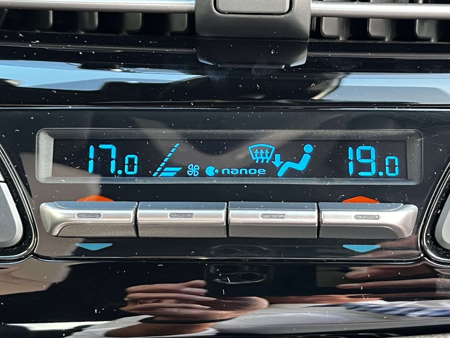 Used Toyota C-HR 2020 for sale - 76905314: Photo 49