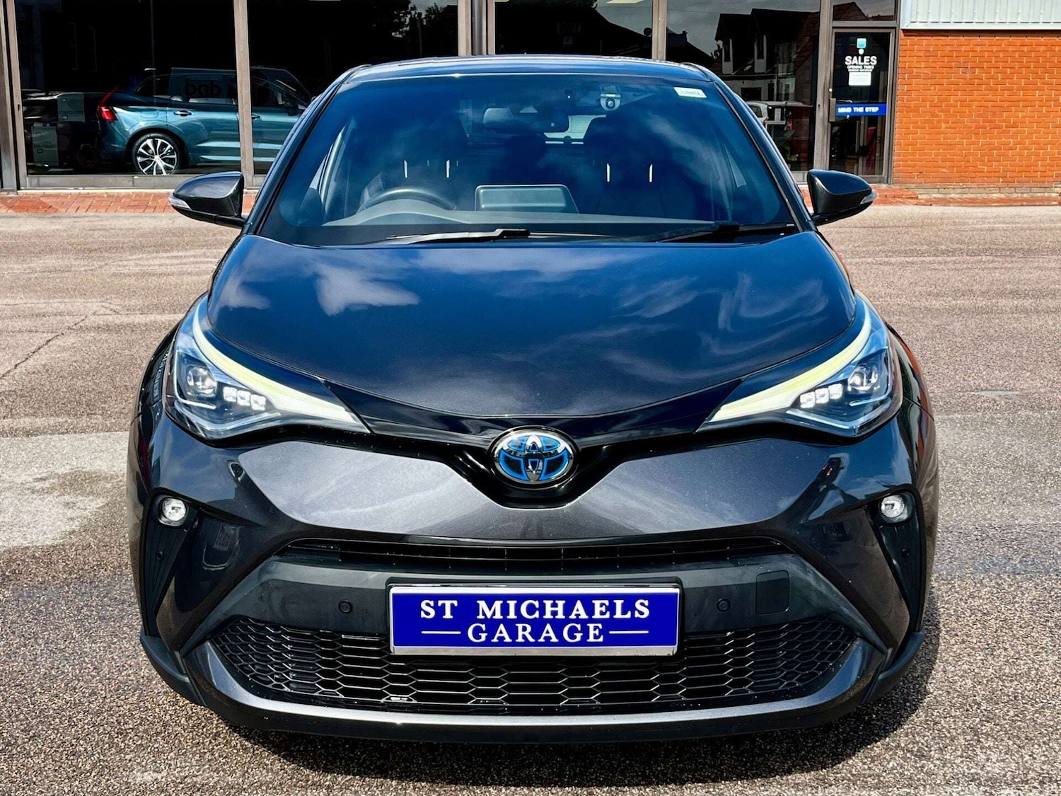 Used Toyota C-HR 2020 for sale - 76905314: Photo 5