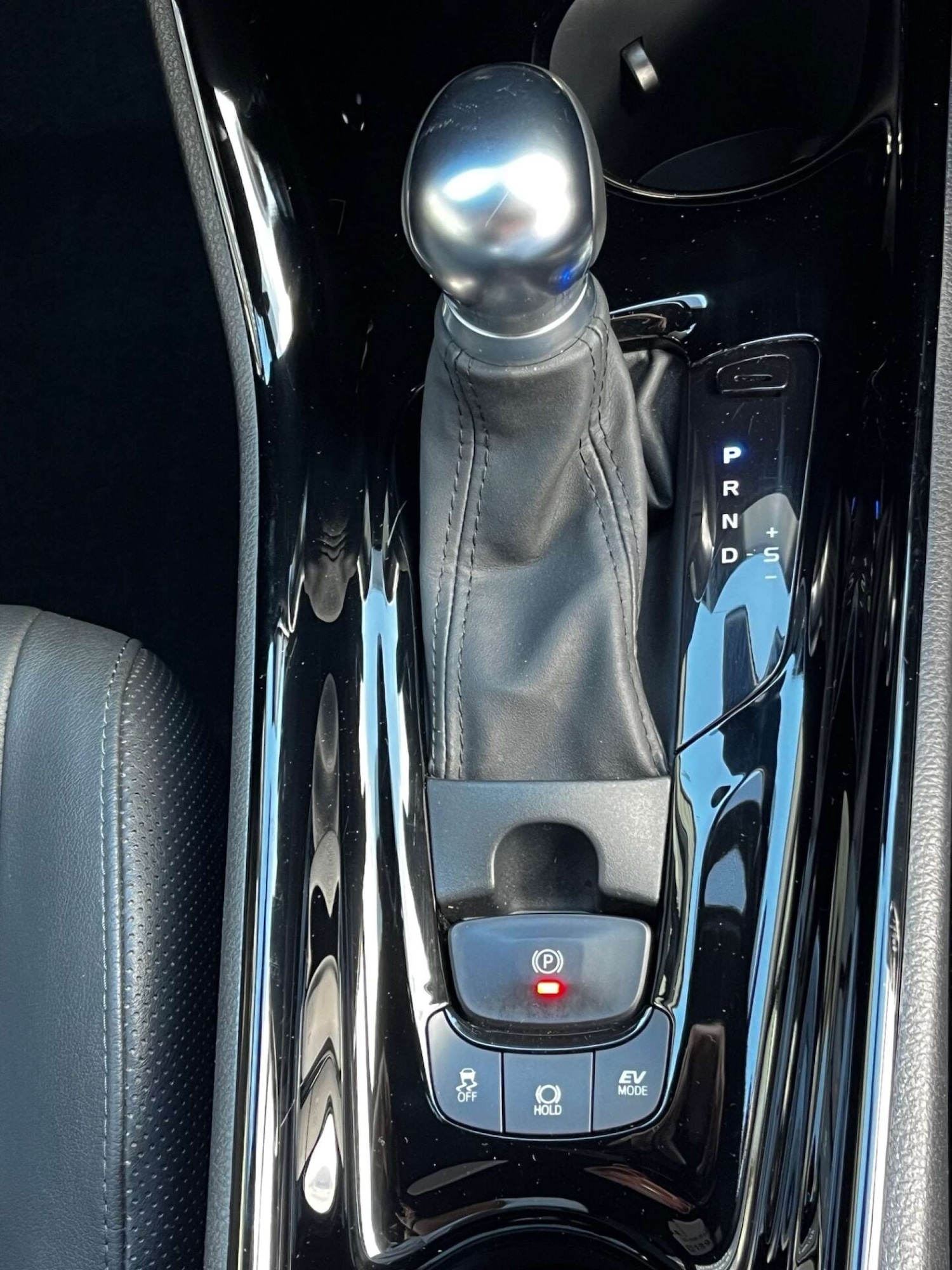 Used Toyota C-HR 2020 for sale - 76905314: Photo 53