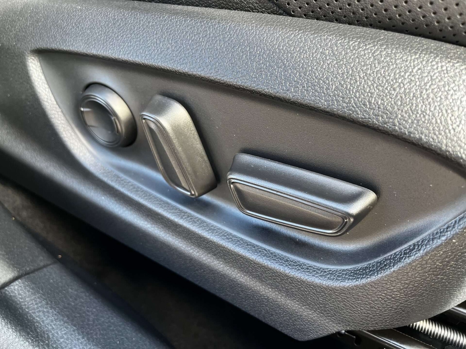 Used Toyota C-HR 2020 for sale - 76905314: Photo 65