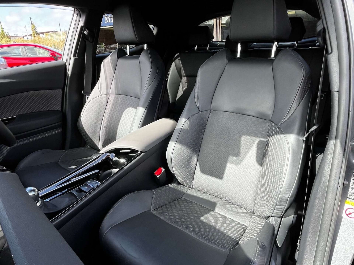 Used Toyota C-HR 2020 for sale - 76905314: Photo 66