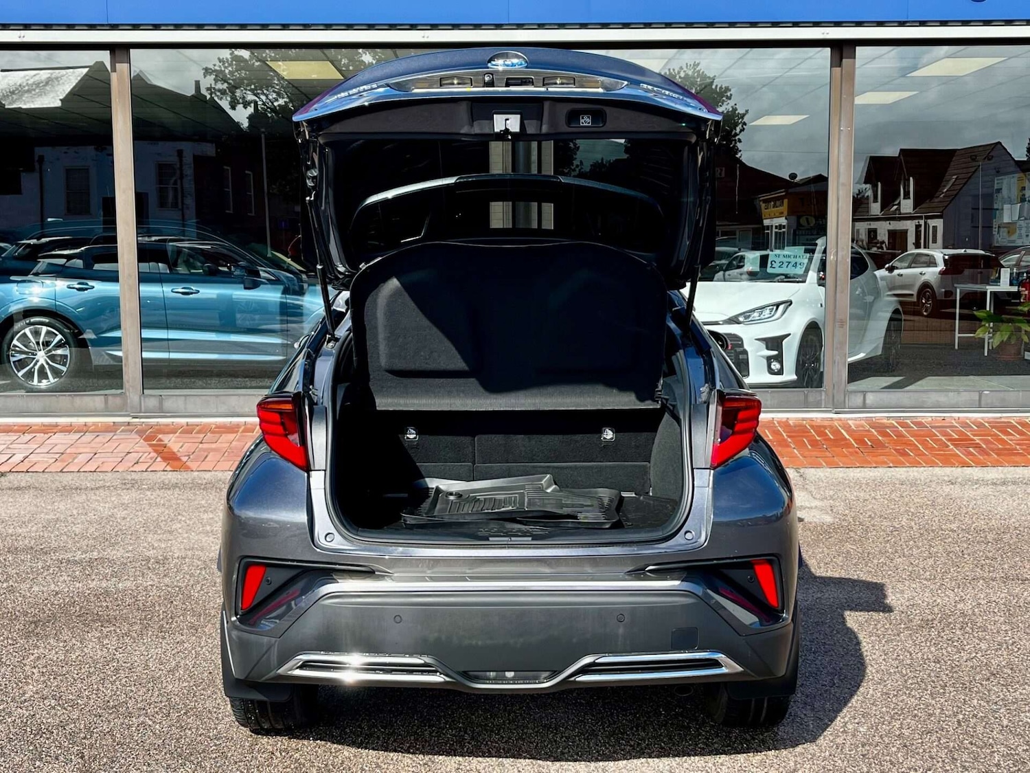 Used Toyota C-HR 2020 for sale - 76905314: Photo 68