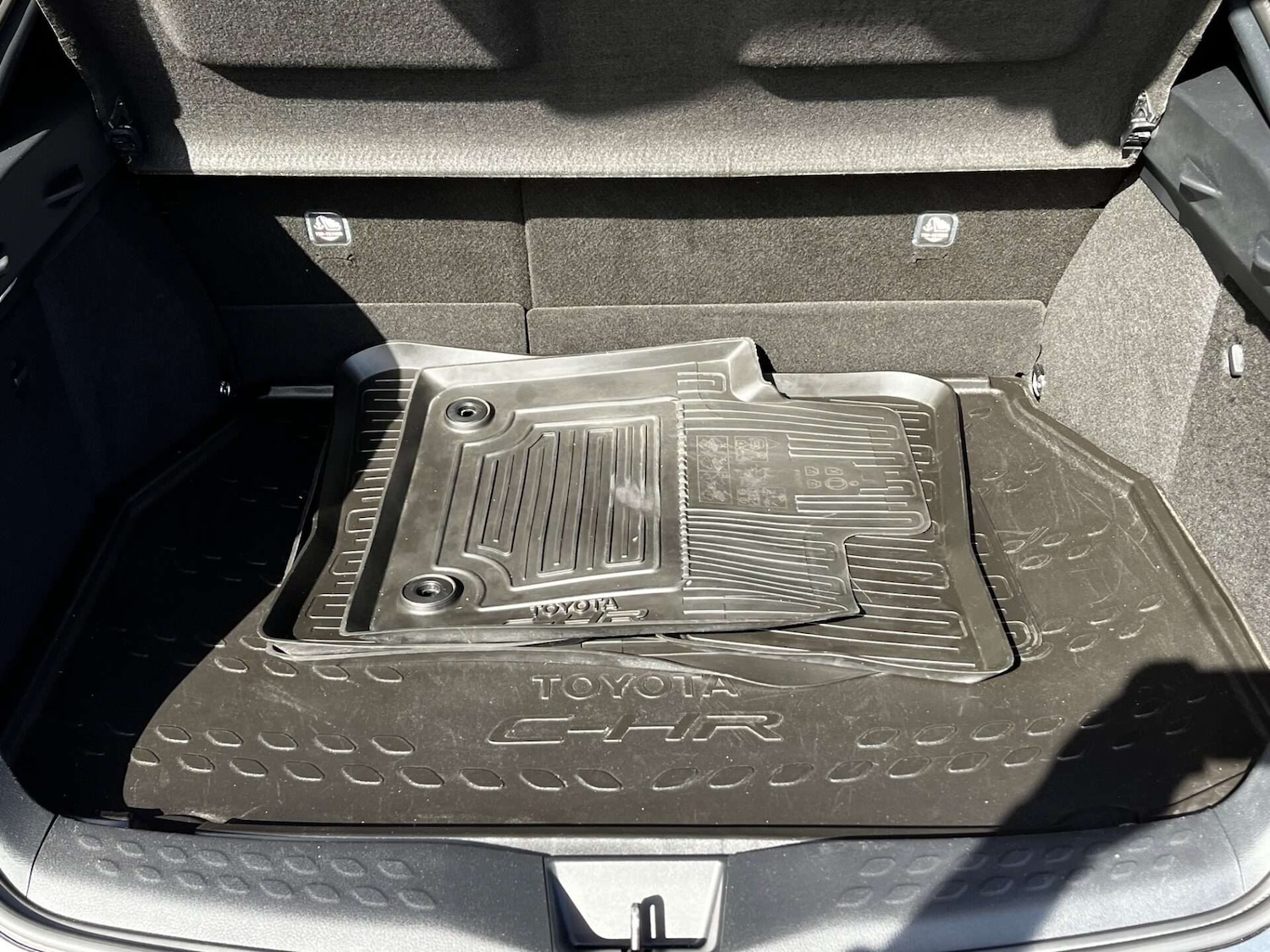 Used Toyota C-HR 2020 for sale - 76905314: Photo 70