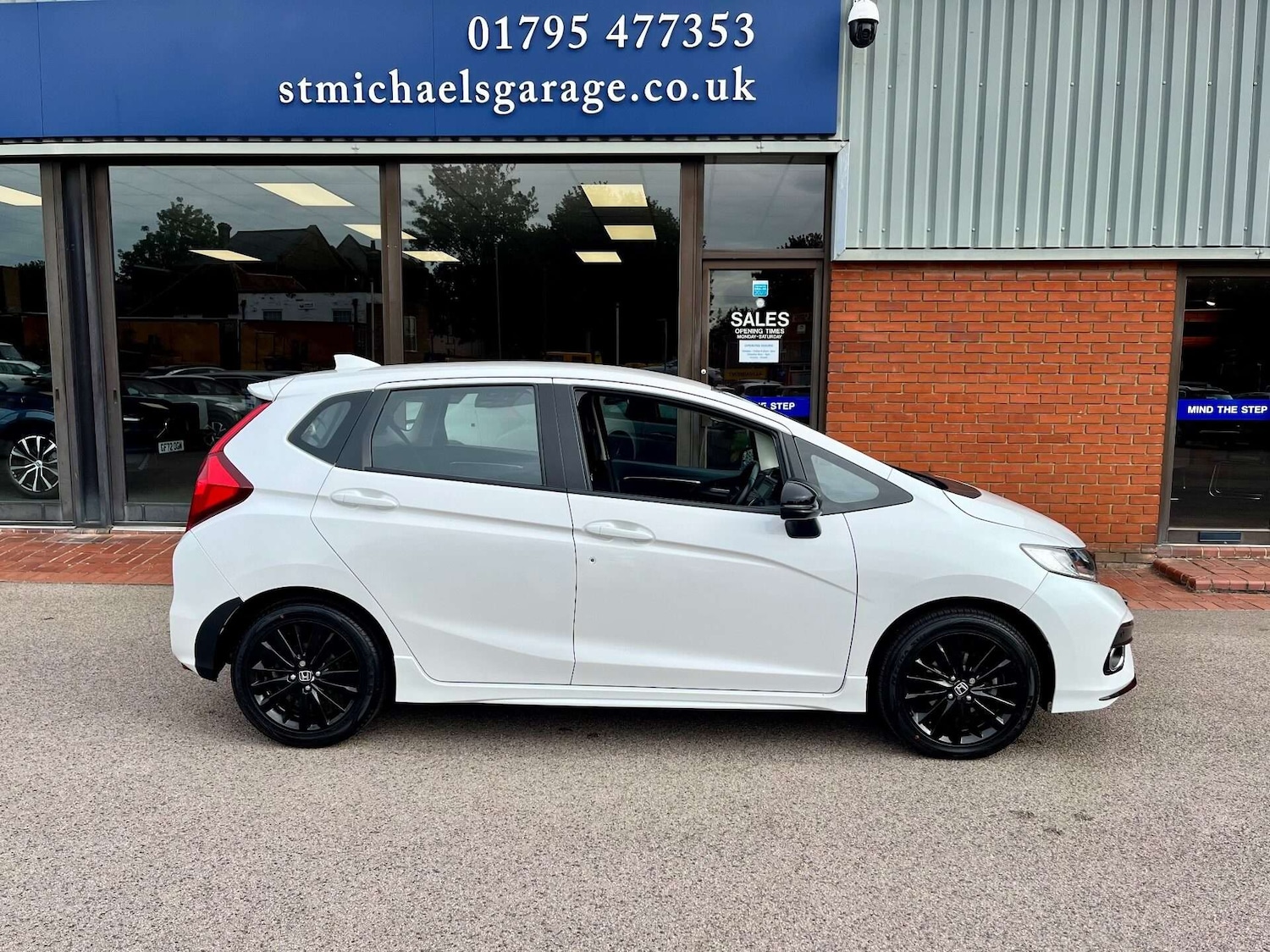 Used Honda Jazz 2019 for sale - 76905328: Photo 10