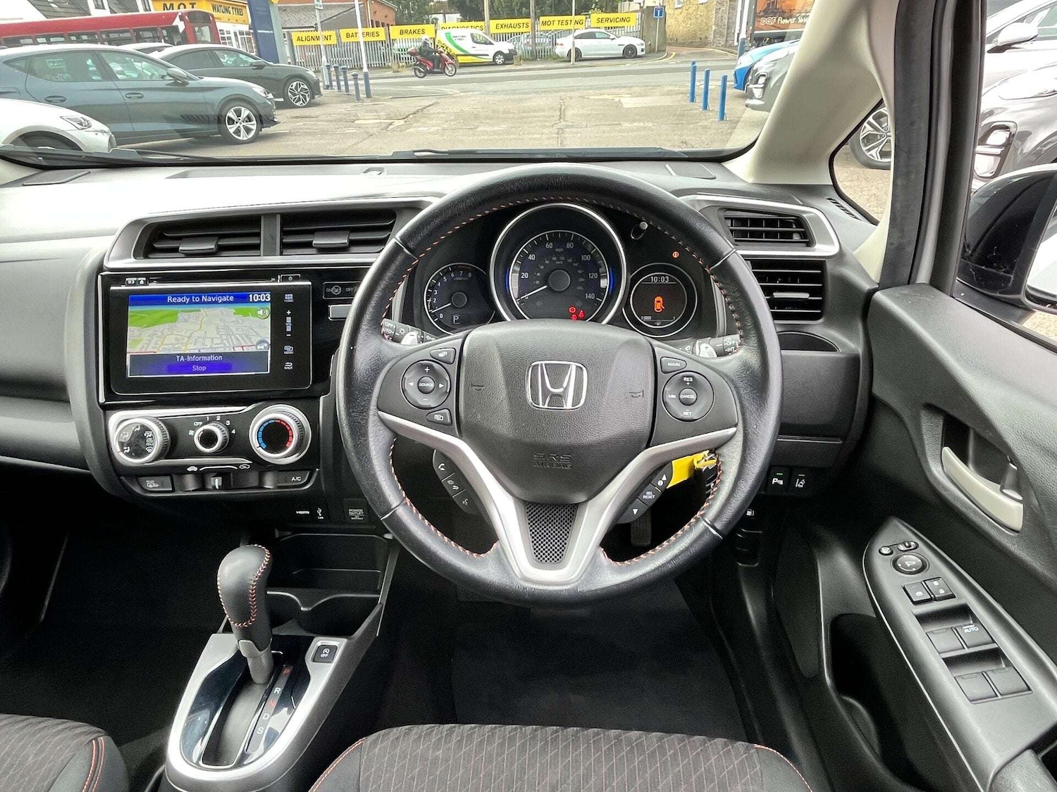 Used Honda Jazz 2019 for sale - 76905328: Photo 19