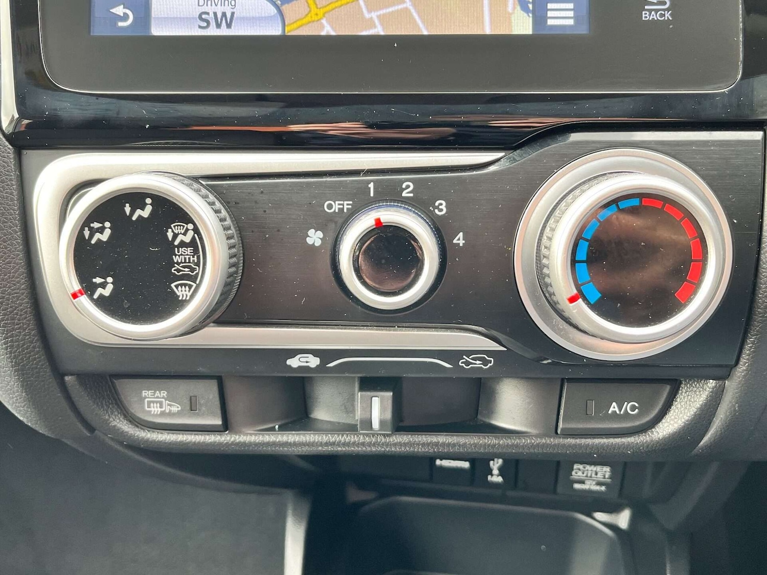 Used Honda Jazz 2019 for sale - 76905328: Photo 36