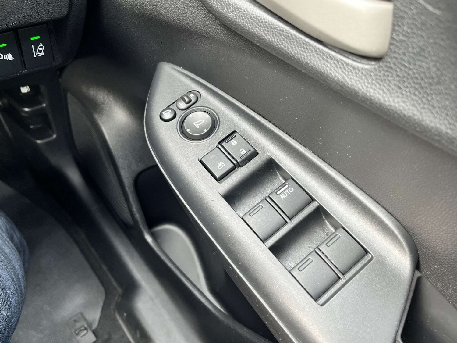 Used Honda Jazz 2019 for sale - 76905328: Photo 50