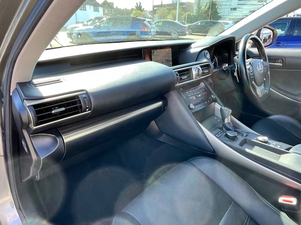 Used Lexus IS 2018 for sale - 74820589: Photo 17
