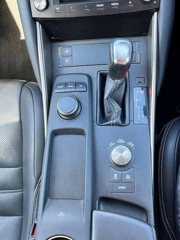 Used Lexus IS 2018 for sale - 74820589: Photo 46