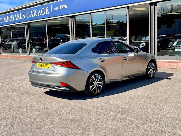 Used Lexus IS 2018 for sale - 74820589: Photo 8