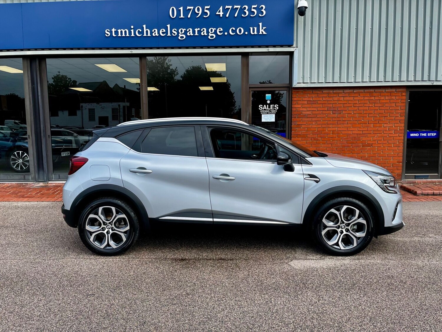 Used Renault Captur 2023 for sale - 75958871: Photo 10