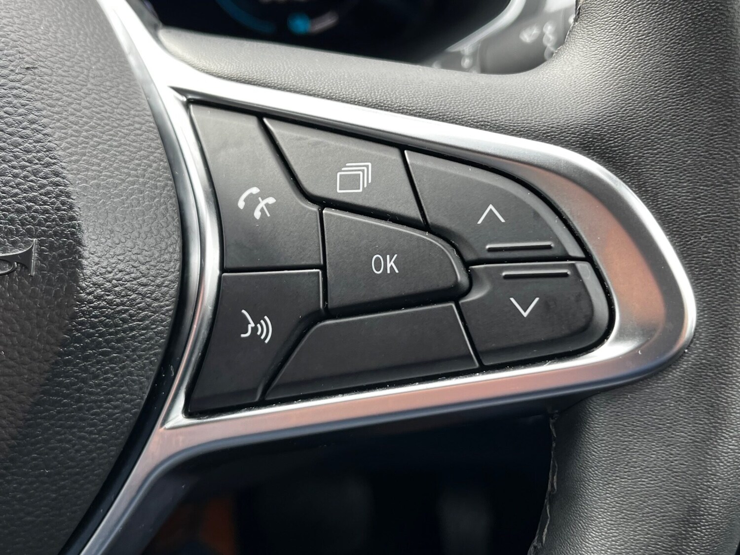 Used Renault Captur 2023 for sale - 75958871: Photo 57