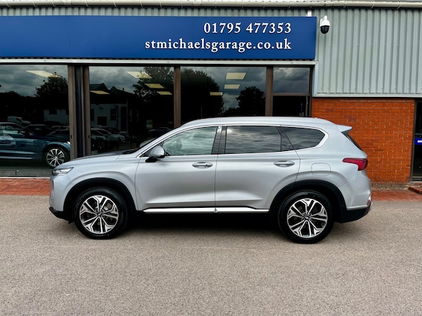 Used Hyundai Santa Fe 2019 for sale - 75425747: Photo 11