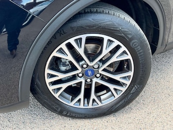 Used Ford Kuga 2023 for sale - 78926589: Photo