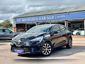 Used Renault Clio 2023 for sale - 78251235: Photo