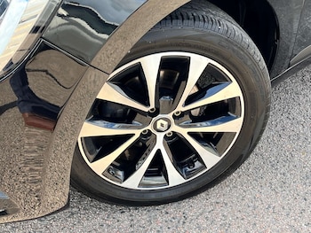 Used Renault Clio 2023 for sale - 78251235: Photo