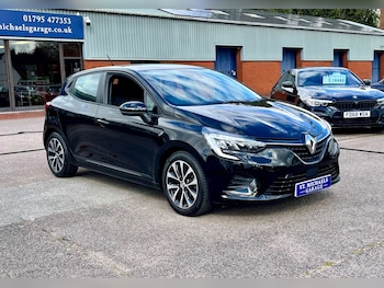 Used Renault Clio 2023 for sale - 78251235: Photo