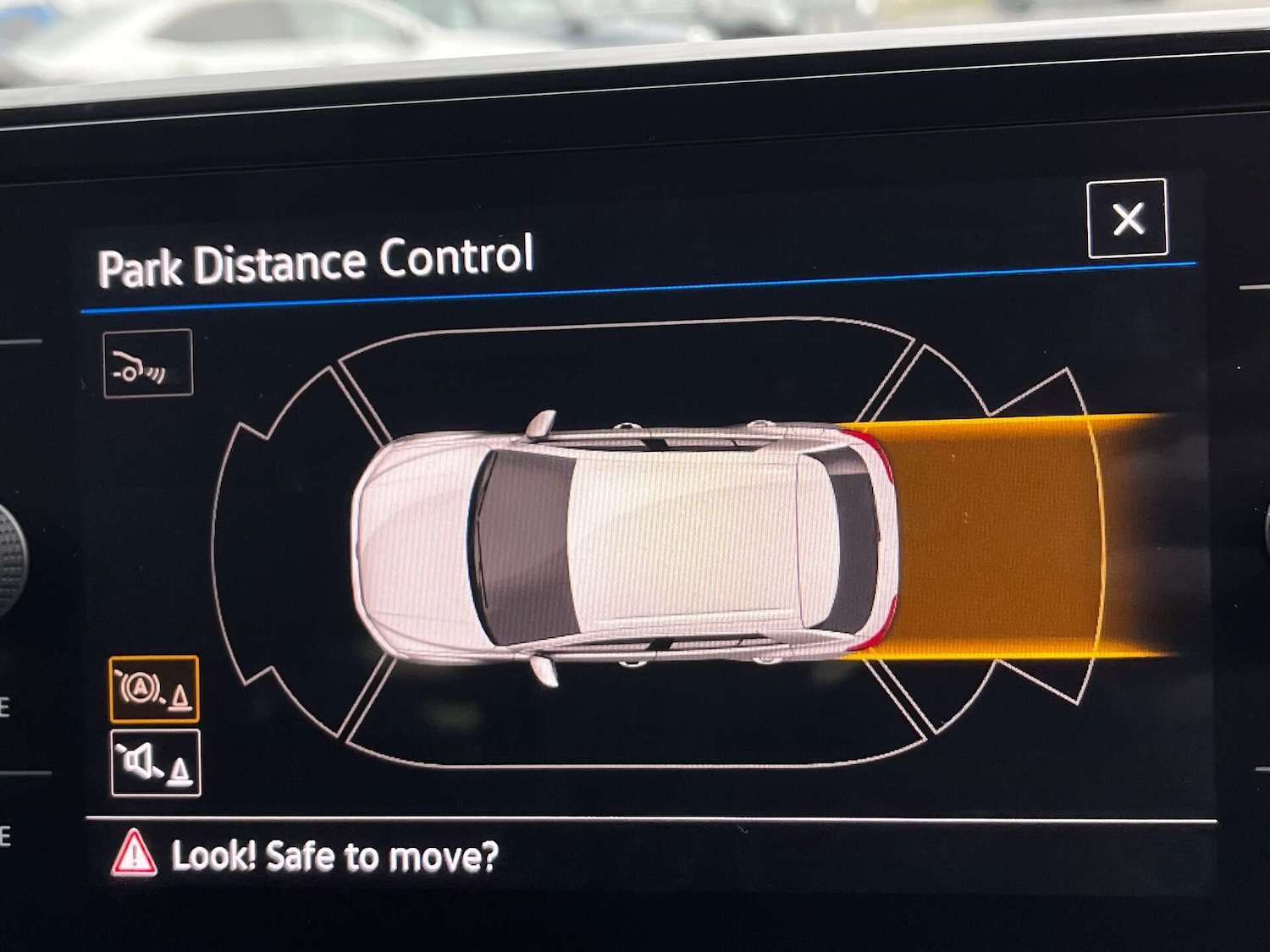 Used Volkswagen T-Roc 2025 for sale - 76905272: Photo 31