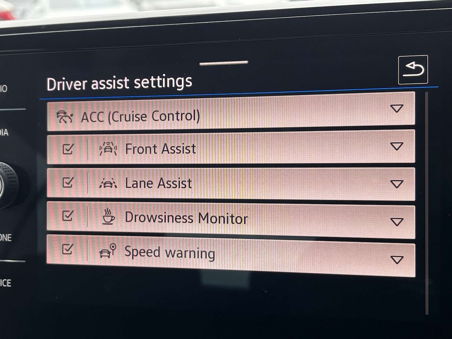 Used Volkswagen T-Roc 2025 for sale - 76905272: Photo 42