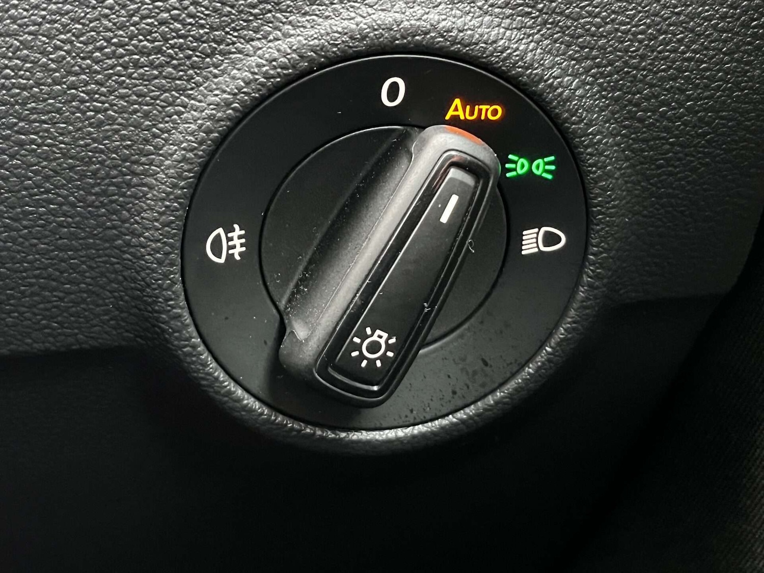 Used Volkswagen T-Roc 2025 for sale - 76905272: Photo 67