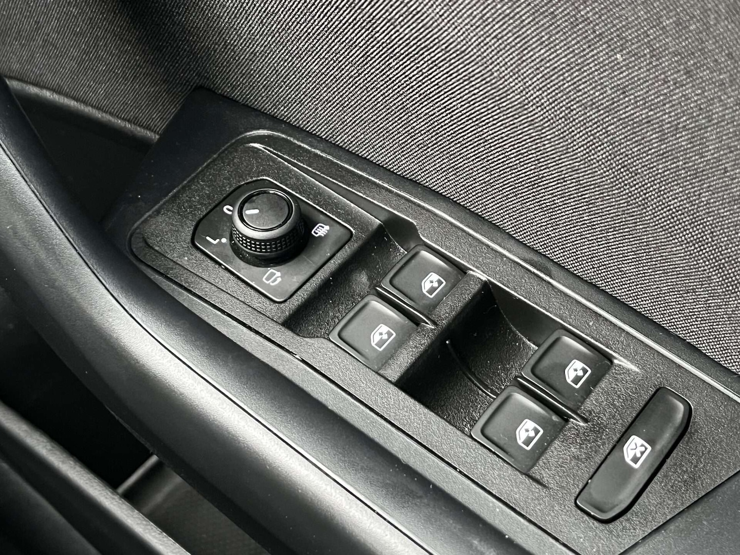 Used Volkswagen T-Roc 2025 for sale - 76905272: Photo 69