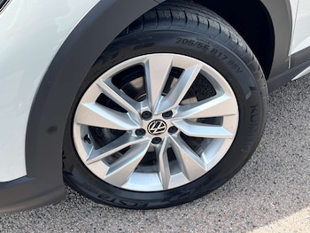 Used Volkswagen Taigo 2025 for sale - 79020914: Photo