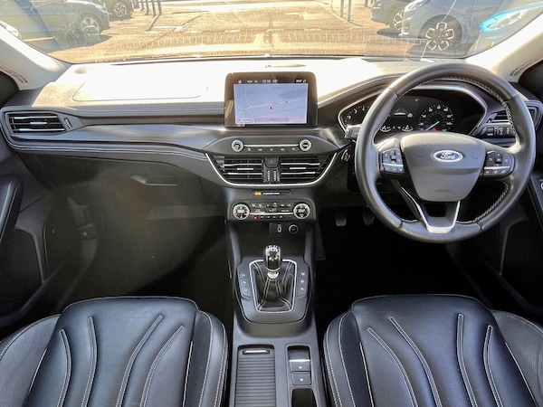 Used Ford Focus 2019 for sale - 76194640: Photo 2