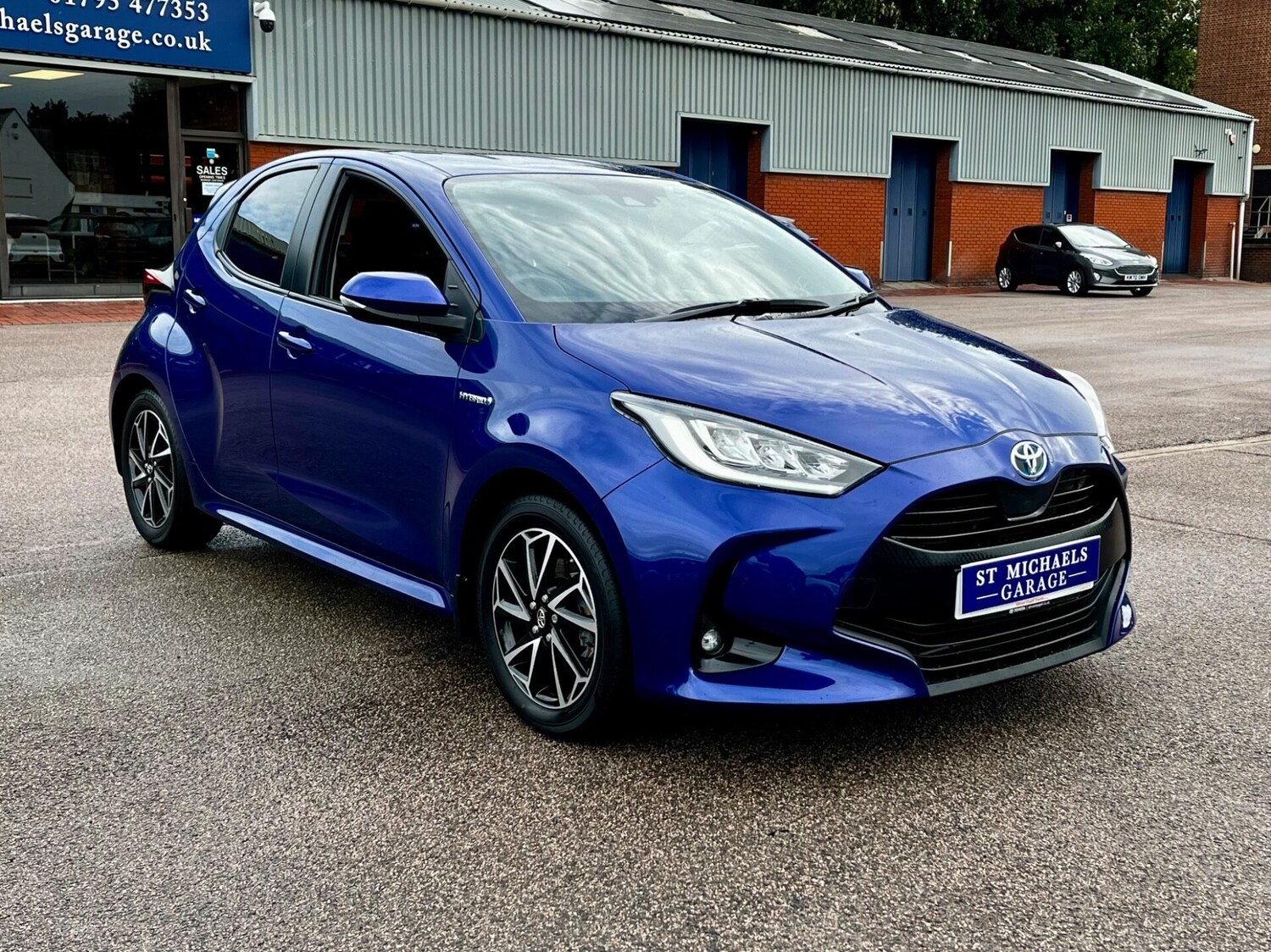 Used Toyota Yaris 2021 for sale - 75737710: Photo 4