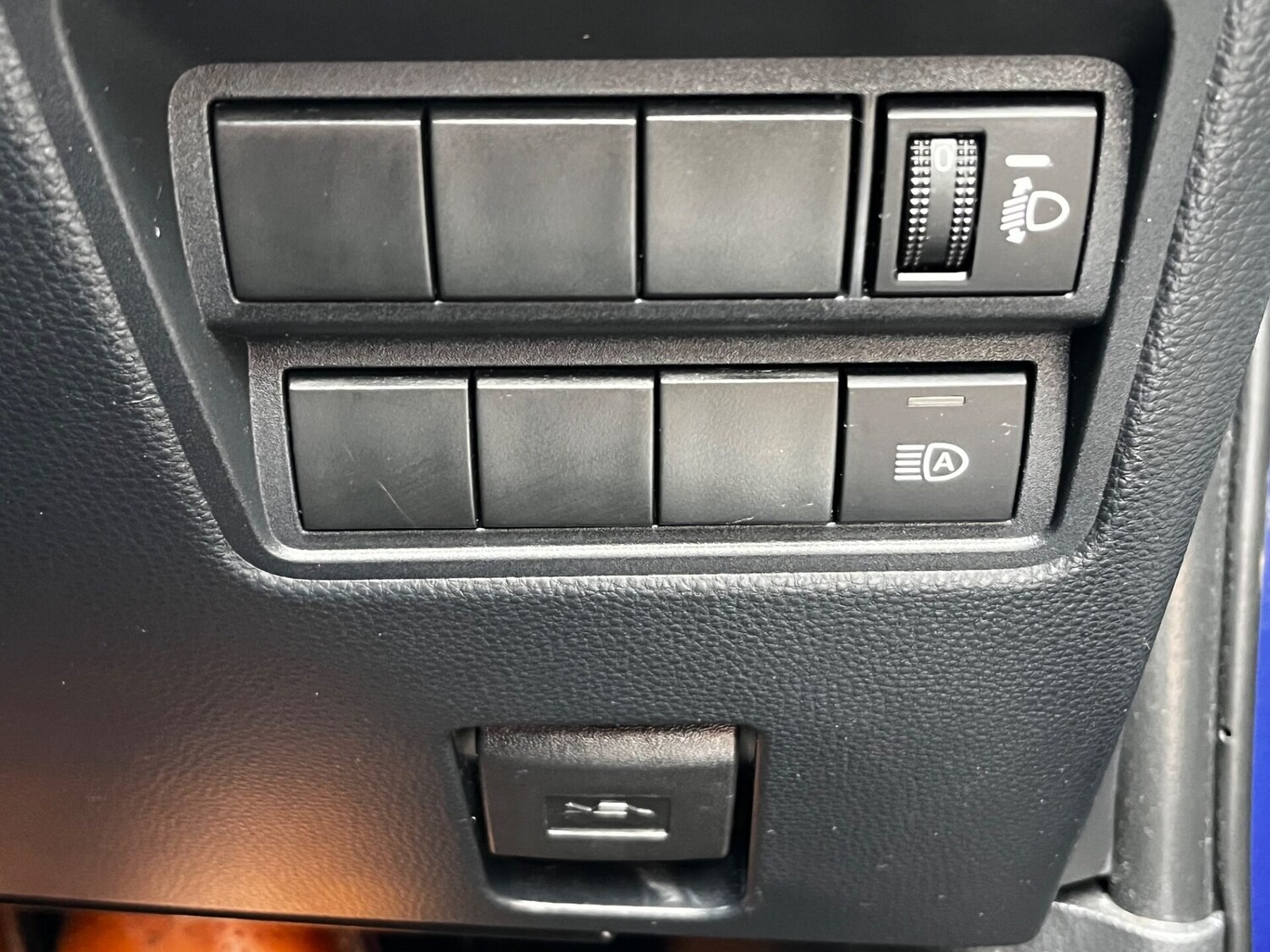 Used Toyota Yaris 2021 for sale - 75737710: Photo 57